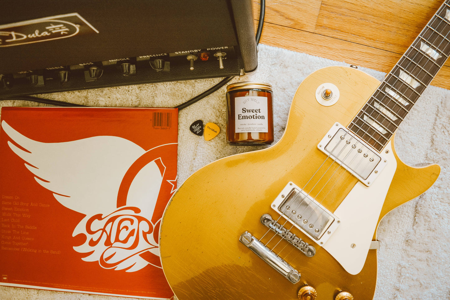 Sweet Emotion Candle - Vanilla, Bourbon, Smoke - Rock N Roll