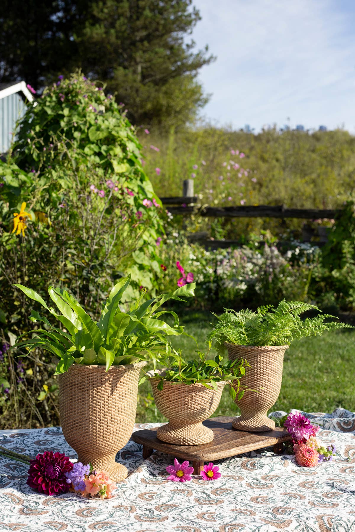 BASKETWEAVE CEMENT TALL URN SMALL