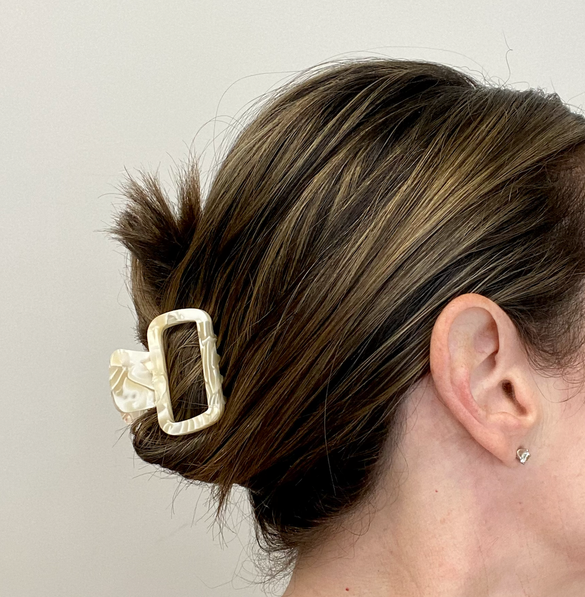 Jasmine Acetate Hair Claw Clip