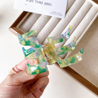 Jema Acetate Hair Claw Clip