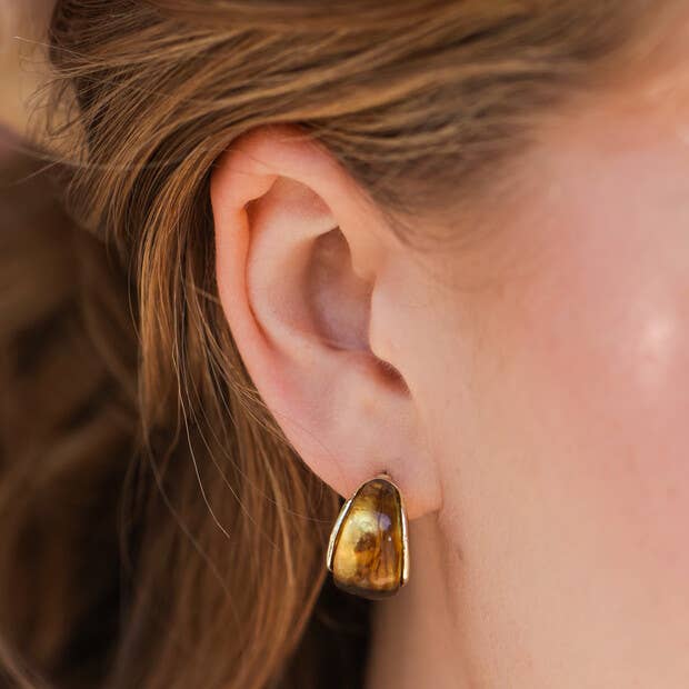 Small Amber Resin Hoop Earrings in Gold