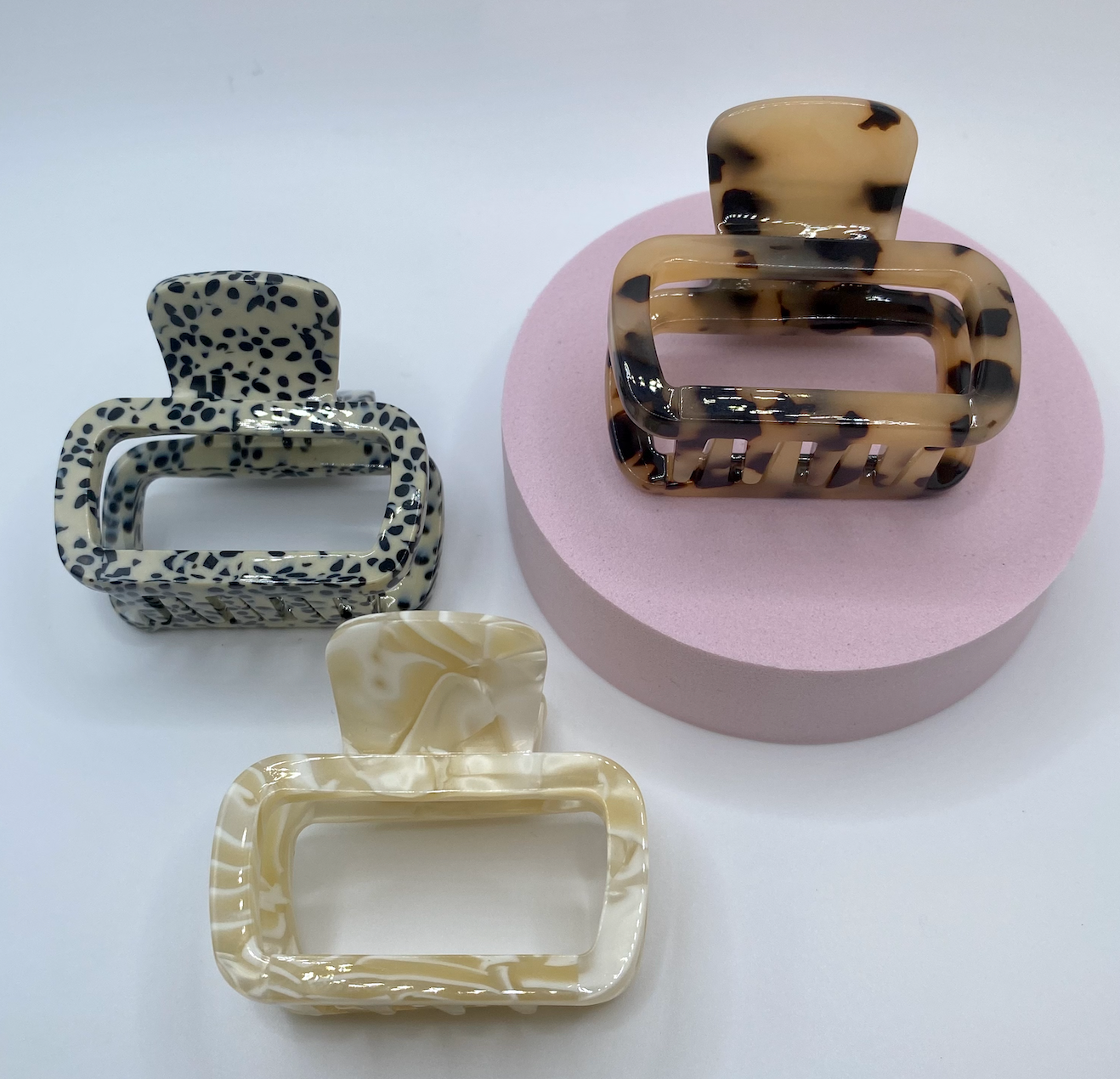 Jasmine Acetate Hair Claw Clip