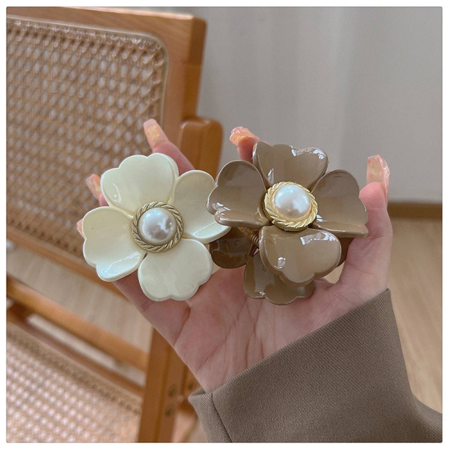 Pearl Blossom Hair Claw