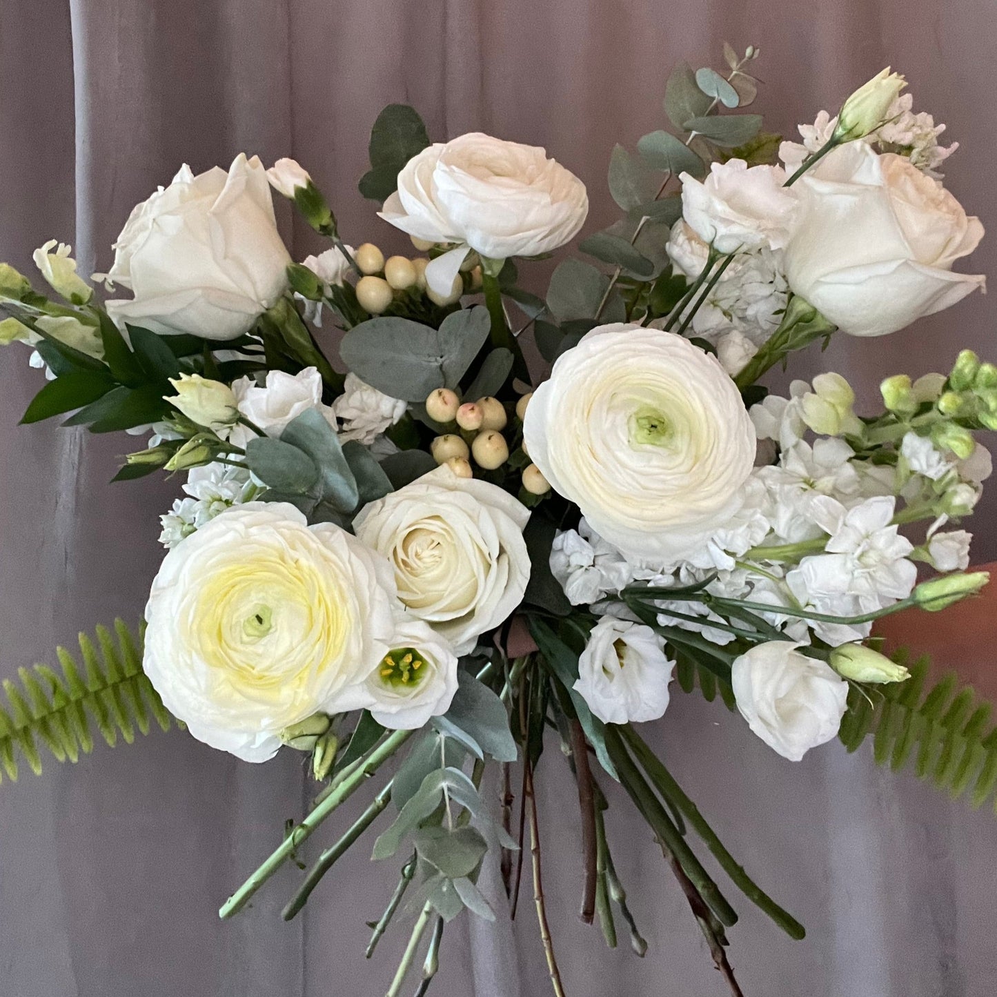 T&P HAND TIED BOUQUET