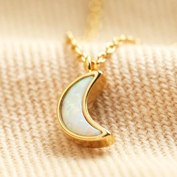 Opal Moon necklace in Gold
