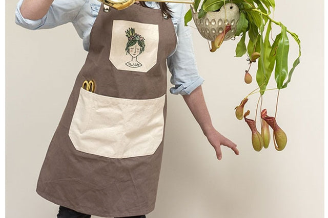 PLANT LADY APRON