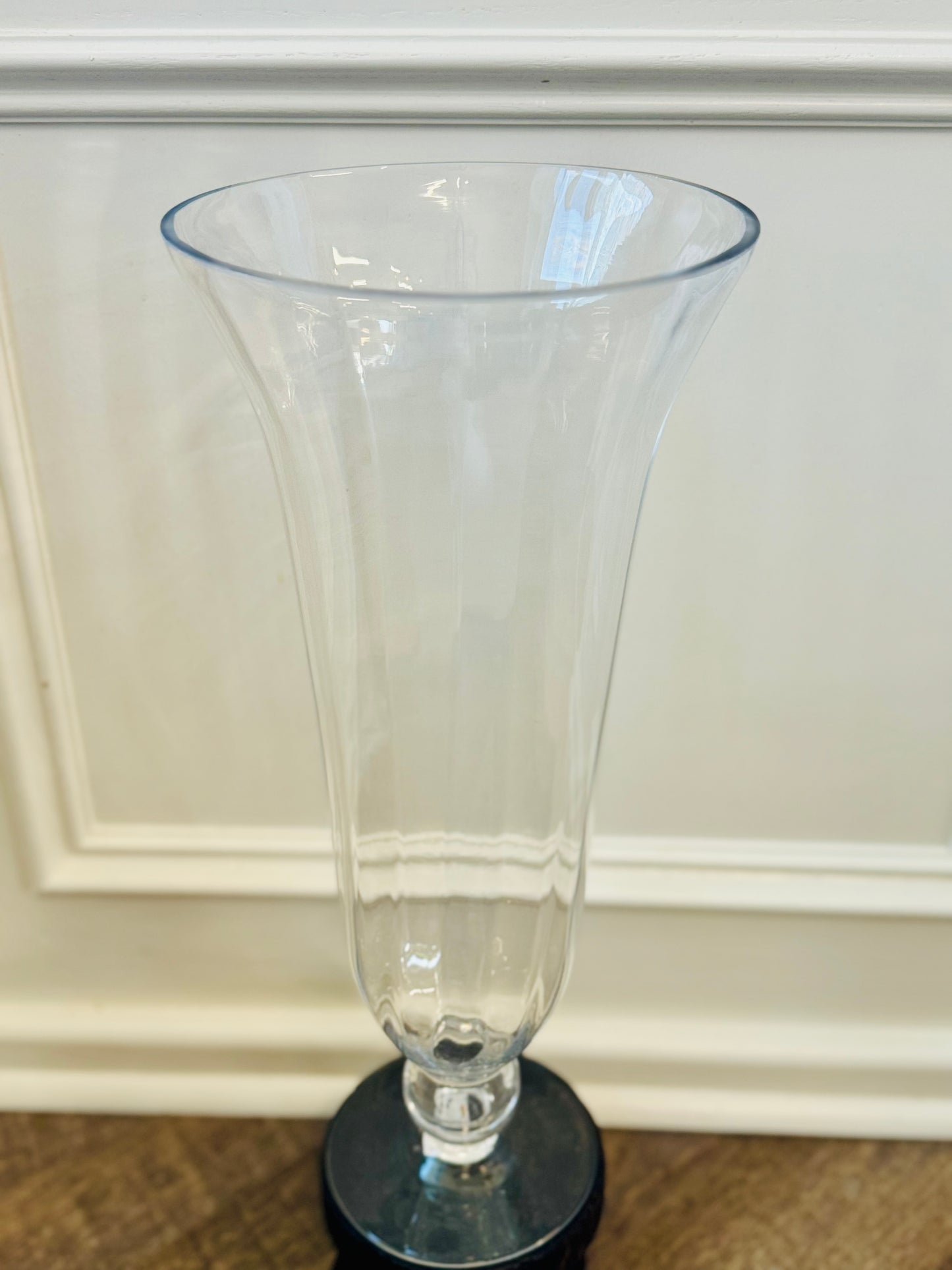 Petestal Clear Glass Vase