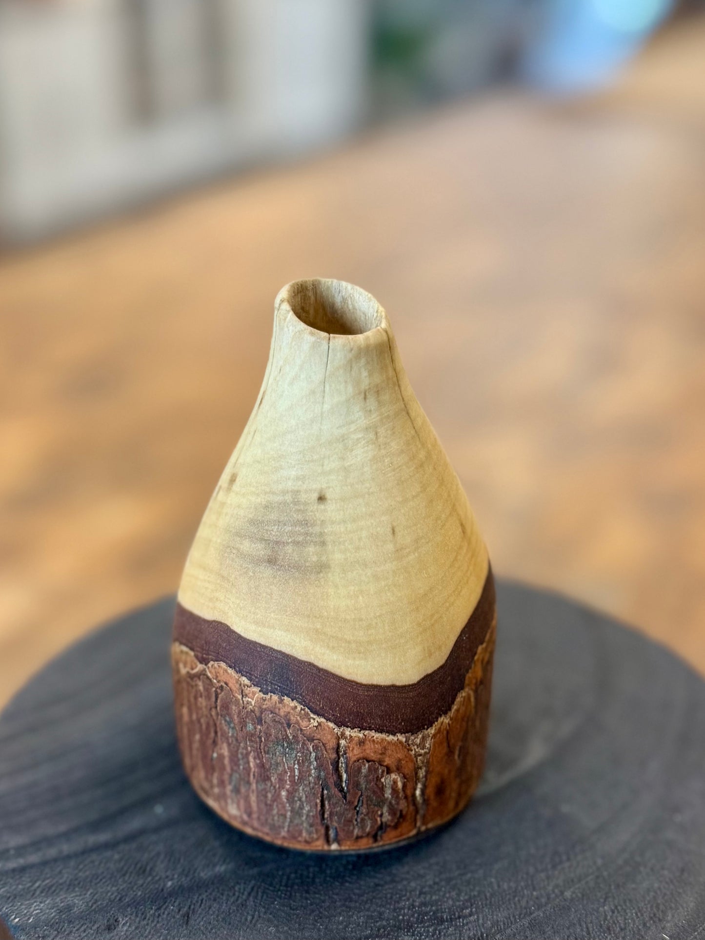 Elm Wood Budvase