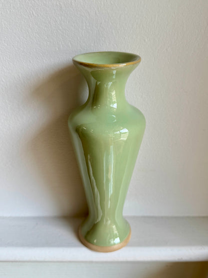 Chasing Rainbows Budvase
