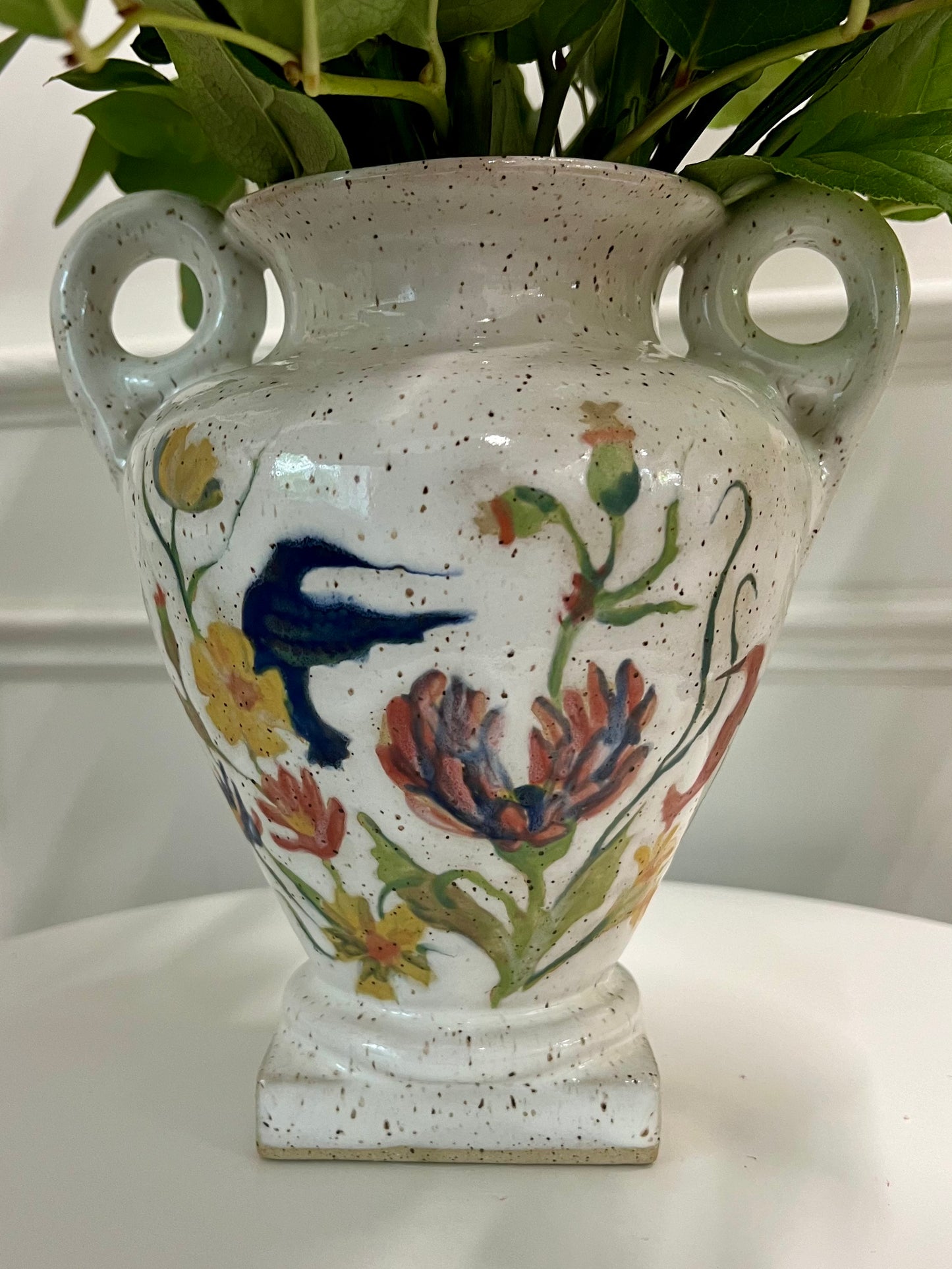 Phalsiii Ceramics Victorian Style Hummingbird Pot