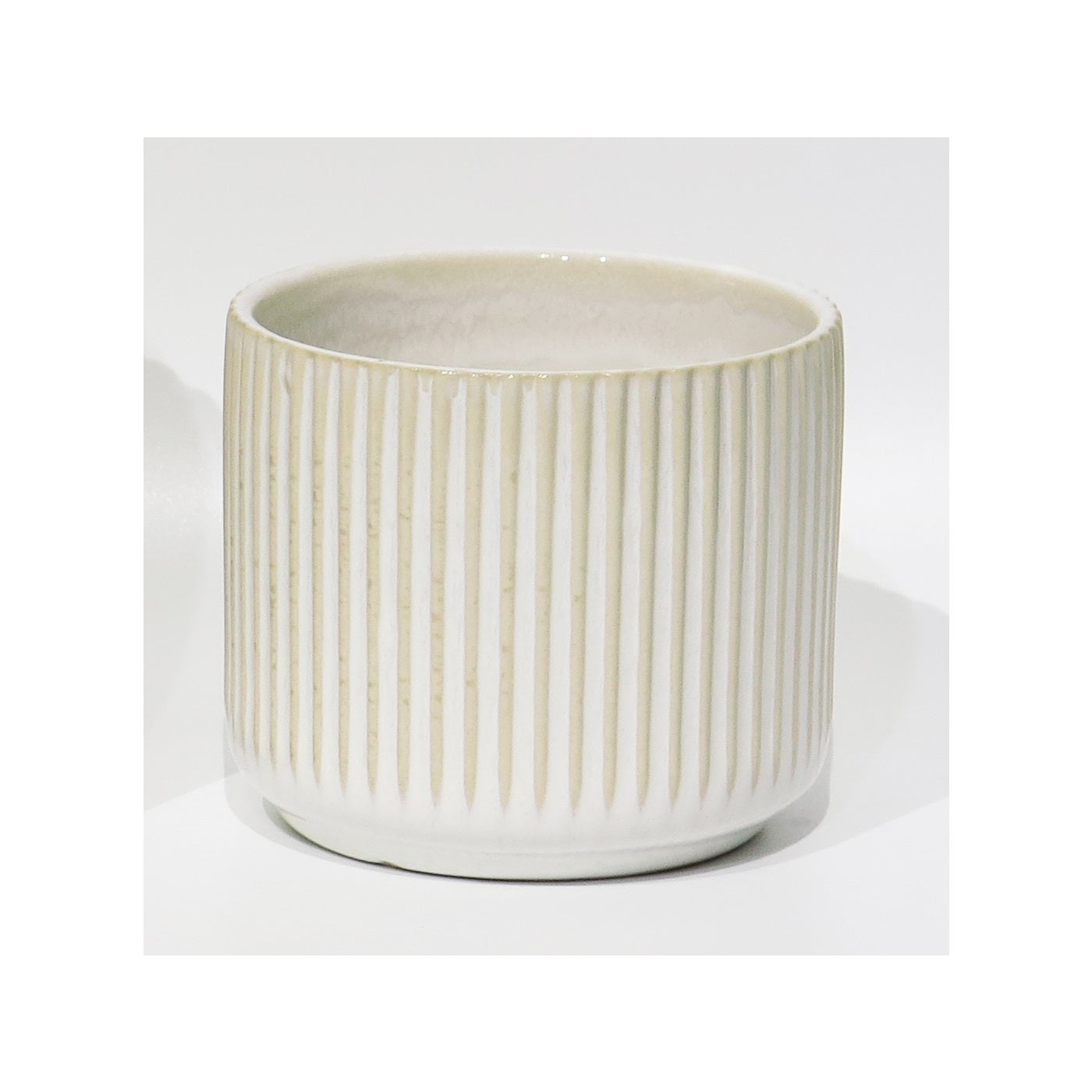 WHITE STRIPE CERAMIC POT