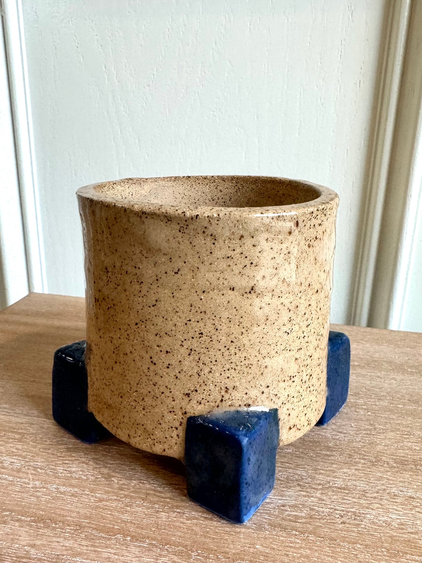 Phalsiii Ceramics Blue Legs Pot