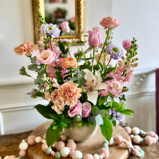 Flower Workshop – Seasonal Blooms in a Vase