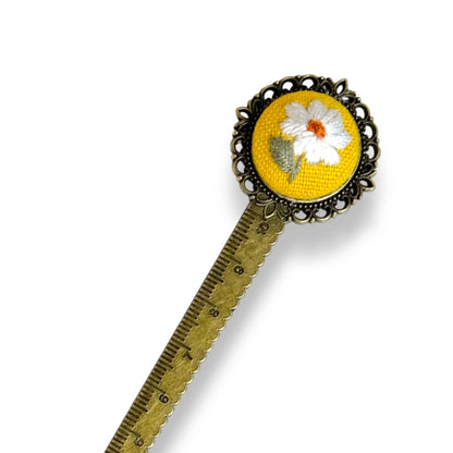 Little Daisy Embroidered Bookmark