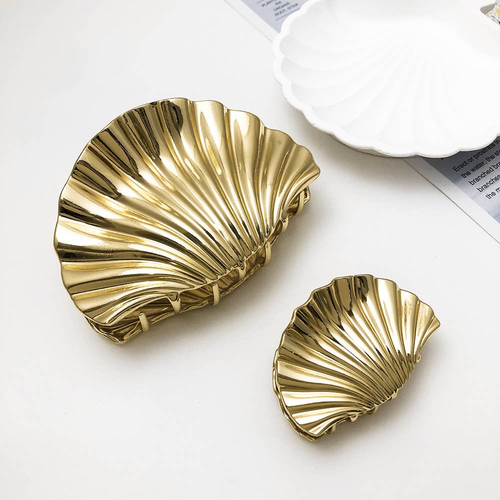 Golden Shell Hair Claw