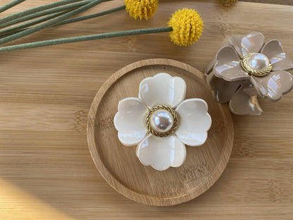 Pearl Blossom Hair Claw